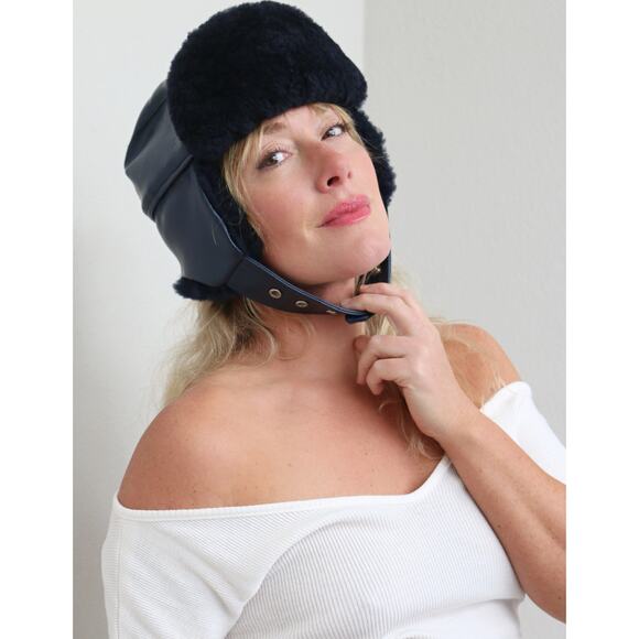 1990's Vintage Trapper Vinyl & Faux Fur Navy Hat ~ Unisex Trooper Cap ~ Aviator - Picture 2 of 7